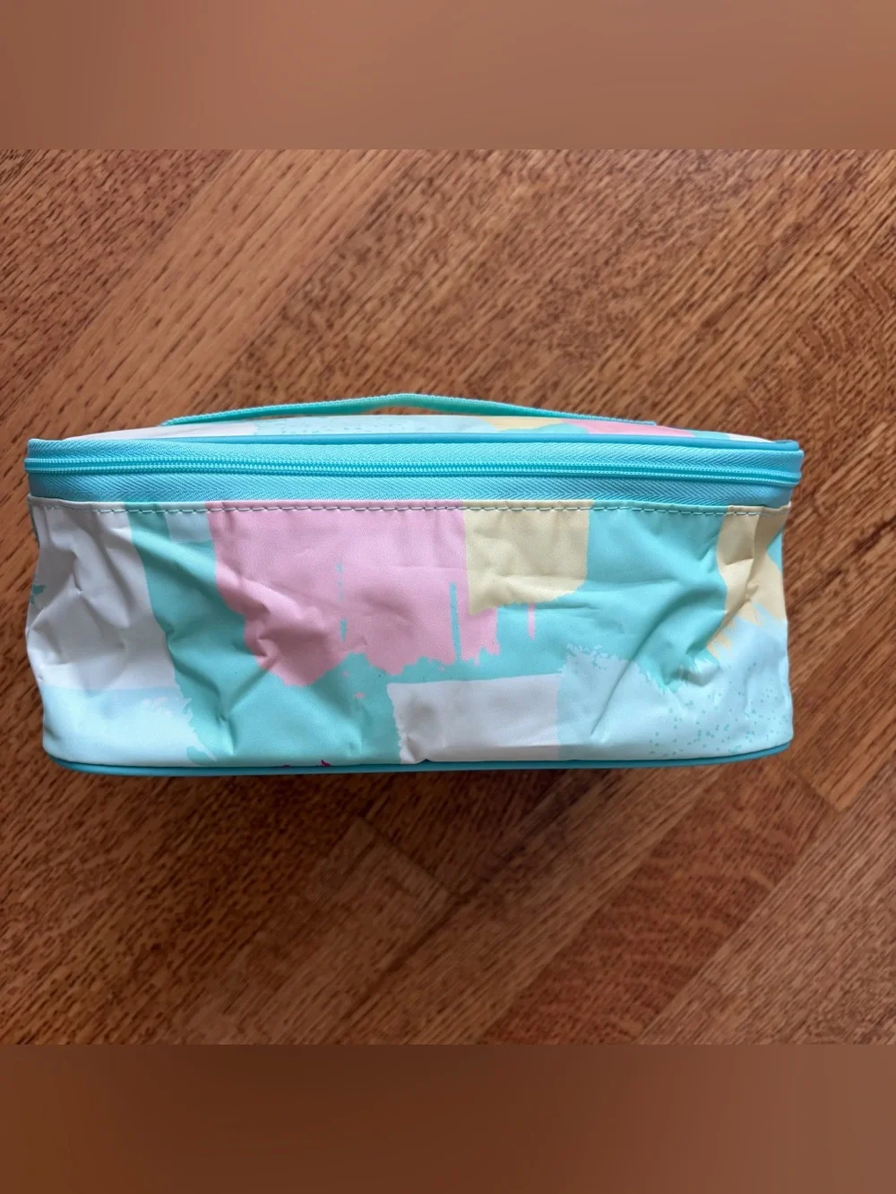 Thirty-One Glamour Case Painted Streaks Abstract Pastel Travel Cosmetic Bag NWOT